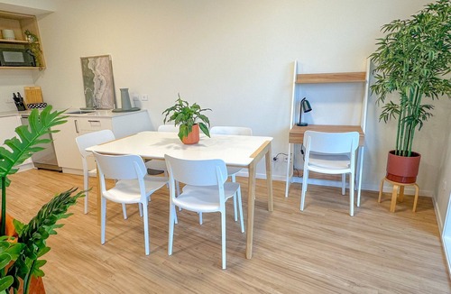 Paraparaumu Beach Apartment | Modern 3Bdr/2bath Apartment ~beach ~golf ~shops