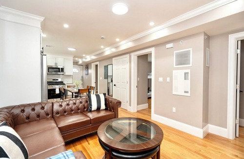 Codman Square Apartment | Modern 3BR Boston Nest Pet-Friendly Franklin Park & Red Line 558-2