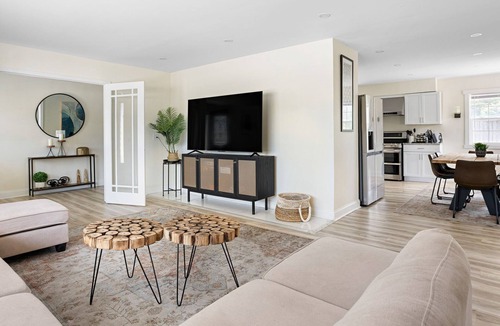 Indianapolis House | Modern 3BR | Game Room | Yard | W/D | Coffee Bar!