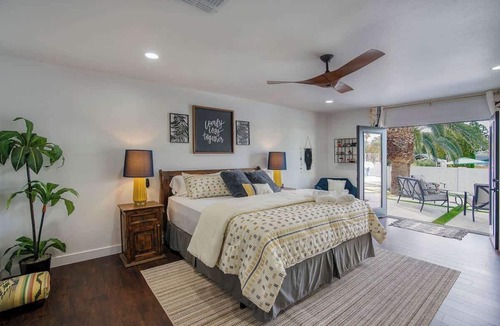 Moon Valley House | Modern 3BR Home w/Heated Pool, Games & Parking