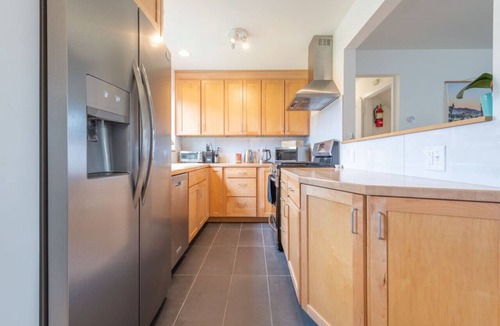 Piedmont House | Modern 4-bdrm Cape Cod House, Popular NE Portland