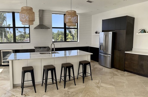 Vina Del Mar Island House | Modern 4 bed/2bath Beach House Casa de la playa By the Don Cesar