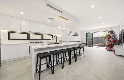 Canley Heights House | Modern 4 bedrom home, Walk to shops & Station in Canley Heights