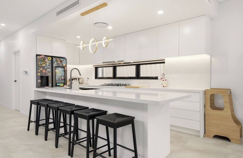 Canley Heights House | Modern 4 bedrom home, Walk to shops & Station in Canley Heights
