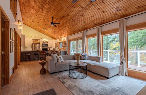 Mount Vernon House | Modern 4 BR Waterfront Lake House Directly on Minnehonk Lake Belgrade Lakes Area