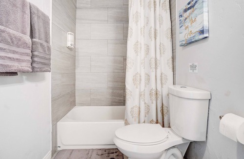 National City Condo | Modern 4Bd Family Condo (10mins to Downtown)