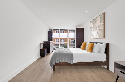 Weavers Apartment | Modern 4Bed 3Bath Balcony Apartment in Shoreditch - Pass the Keys