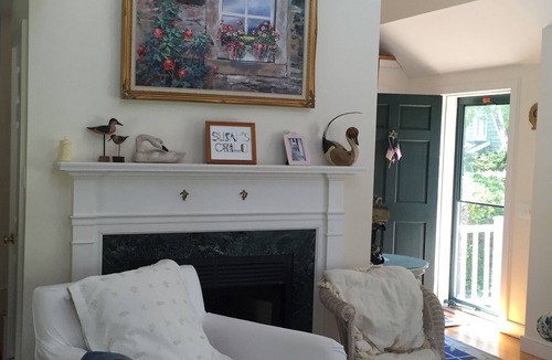 West of Town House | Modern 4BR, 3 BA, Edge of town, AC, Pool/Tennis, Bike to Beach , Cisco Brewery