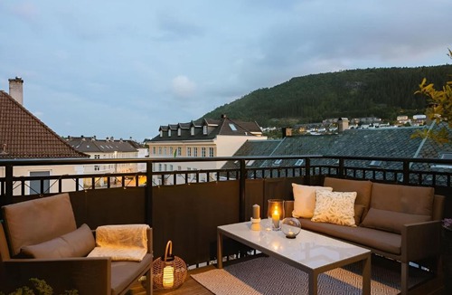 Arstad Apartment | Modern 4BR Apt - 2 Baths Balconies & Parking