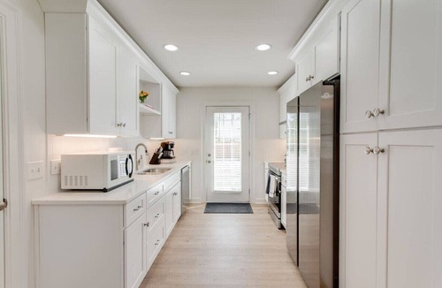 Murfreesboro Apartment | Modern 4BR Home Near MTSU and Restaurants