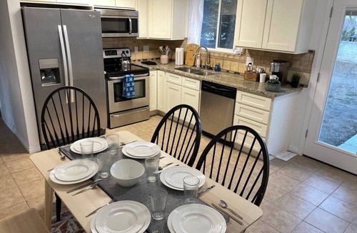 West Valley City House | Modern 4BR Retreat | Sleeps 12 | Near SLC
