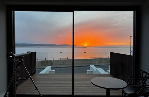 West Kirby House | Modern 5-Bed Seaside Townhouse in West Kirby with Amazing Views!