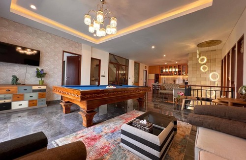 Sanur Villa | Modern 5BR Luxury Villa with Rooftop, Seaview & Pool - 100m from Beach & Port