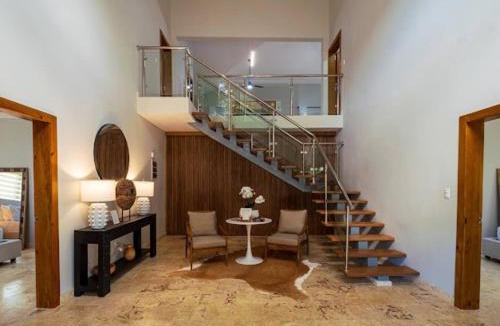 Urbanizacion Tavarez House | Modern 6 BR Villa with hot tub