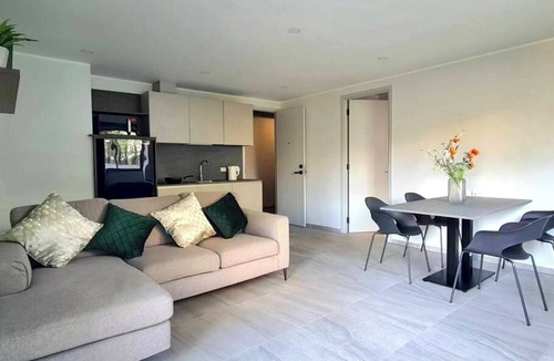 Chalong Apartment | Modern 61m² Apt - Central Chalong/Fast WiFi