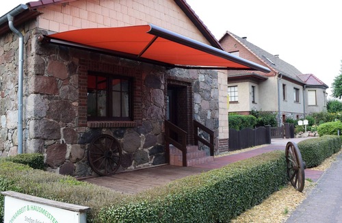 Kummernitztal Apartment | Modern apartment near Plauer See