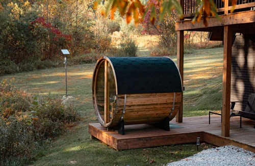 McArthur Cabin | Modern A-Frame + Barrel Sauna | Hot Tub | Kid`s Fort | Private Trails