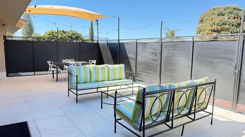 San Antonio Tlayacapan House | Modern Ajijic 1 Bdrm Home-Walk To Everything -Gym-Pickleball Court-Golf Cart