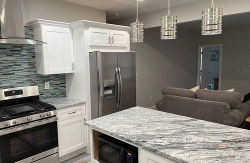 Merion Village Apartment | Modern and Chic in German & Merion Village Area