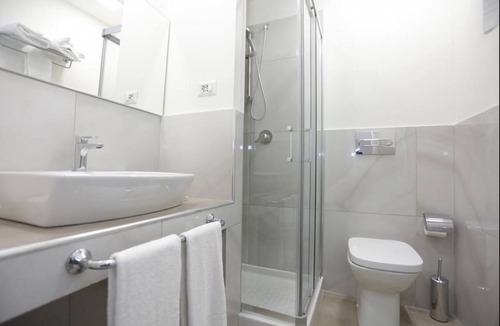 Torre Archirafi Apartment | Modern and Comfortable Eco-Apartment with Communal Swimming Pool and Garden !