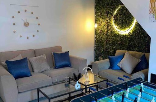 Blaydon on Tyne Apartment | Modern and Comfy House, Sky sports, PS3