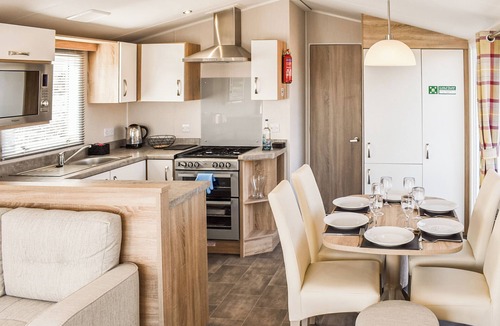 Potterhanworth House | Modern and contemporary holiday home perfect for a family holiday escape.