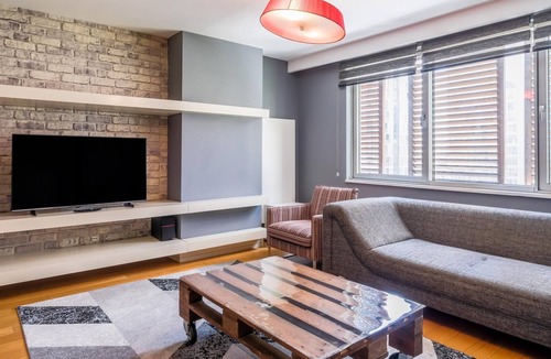 Bomonti Apartment | Modern and Convenient Studio Flat in Central Sisli