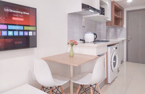 Pondok Aren Apartment | Modern and Elegant Studio at Apartment Tamansari Bintaro Mansion