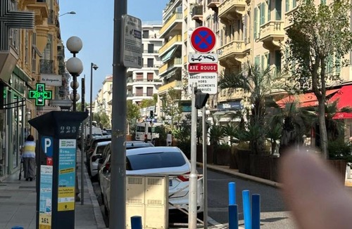 Carabacel Apartment | Modern and elegant, air-conditioned, city centre - HDP2