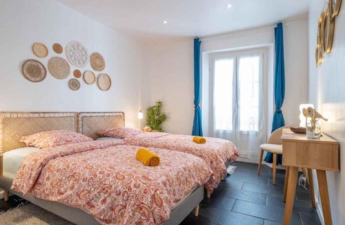 Carabacel Apartment | Modern and elegant, air-conditioned, city centre - HDP2