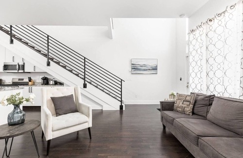 Fountain Square House | Modern and Fun 4BR+ Pool Table in Fountain Square