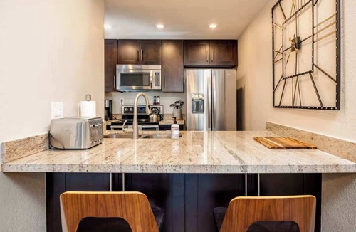 South Scottsdale Condo | Modern and Sophisticated Old Town Scottsdale Gem