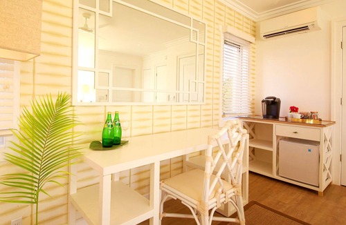 Governor's Harbour House | Modern and spacious villa with private pool with ocean sunset view