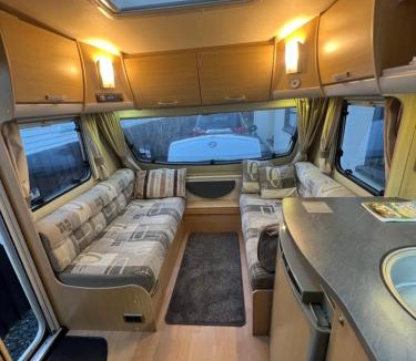 Woolston Other | Modern and Spacefull Caravan in Ōtautahi
