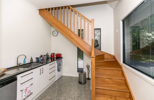 Tamahere Apartment | Modern and Spacious Apartment in Tamahere Country Living Zone