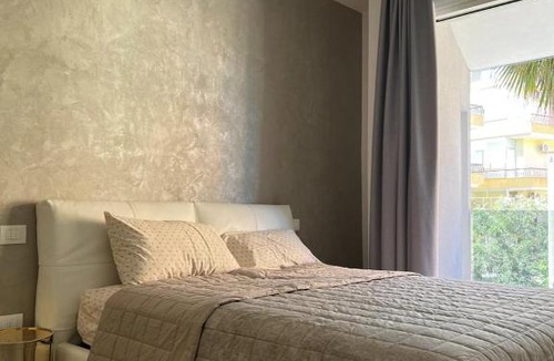 Il Monte Apartment | Modern and spacious appartement with beach view.