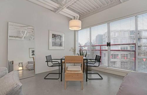 Mount Pleasant House | Modern and Specious Condo right off Main St
