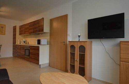 Dohm-Lammersdorf Apartment | Modern Apartment in Eifel near forest