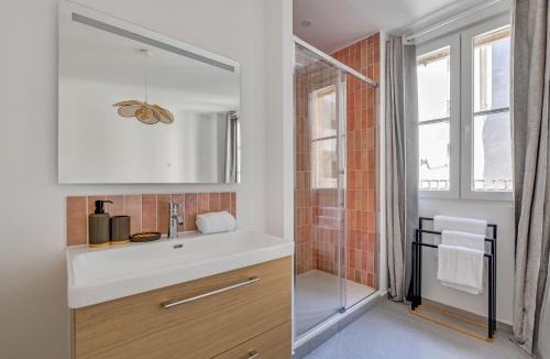 Quartier de la Chapelle Apartment | Modern apartment - 1BR 4P - 18ᵉ Arrd