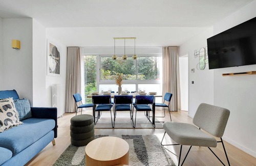Bel-Air Nord Apartment | Modern apartment - 3BR/8P - Place de la Nation