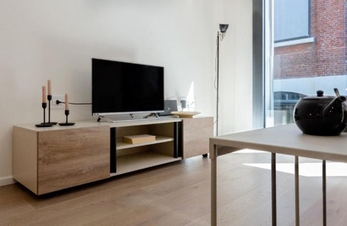 Lomazzo Apartment | Modern Apartment between Como & Milan