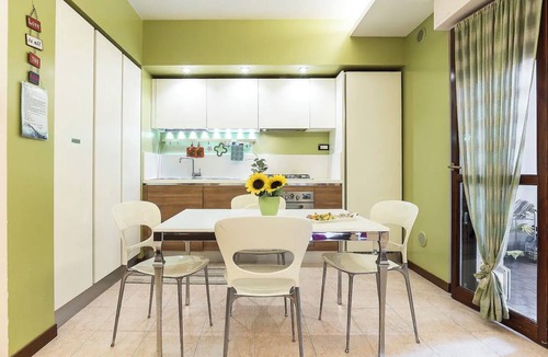 Latina Apartment | Modern Apartment Central Area