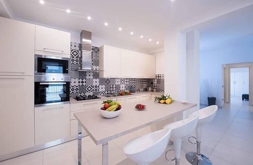 Minori Apartment | Modern Apartment close to the Beach - Corso 4 by AMALFIVACATION.IT