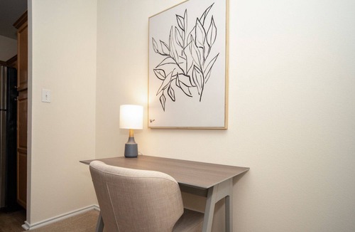 West Chester Apartment | Modern Apartment in Prime Location (ID7083X61)