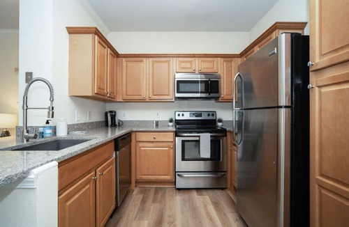 West Chester Apartment | Modern Apartment in Prime Location (ID7083X61)