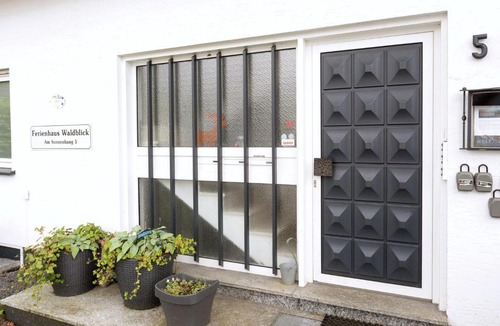 Kuestelberg Apartment | Modern apartment in K stelberg with private balcony