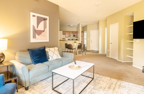 Blue Ash Apartment | Modern Apartment in Prime Location (ID2947X30)