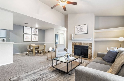 Wells Branch Apartment | Modern Apartment in Prime Location (ID9130X25)