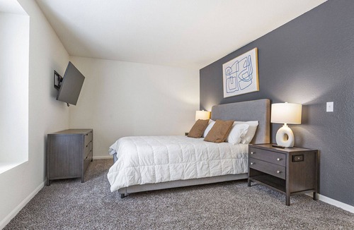 Fort Wayne Apartment | Modern Apartment in Prime Location (ID8565X20)