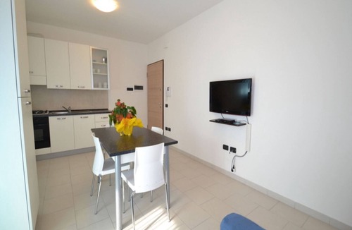 Rosapineta Apartment | Modern apartment by the beach